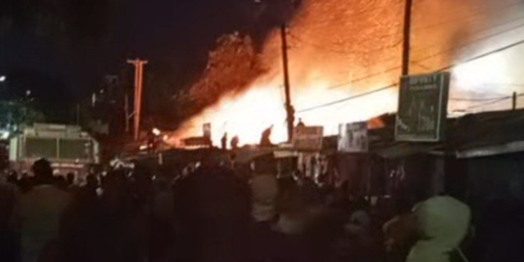 A fire has broken out in the Southlands area of Lang'ata, Nairobi, prompting a swift response from emergency teams.