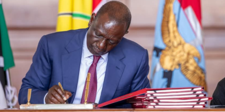 President William Ruto aseenting a bill passed by parliament into law at statehouse Nairobi. PHOTO/ File