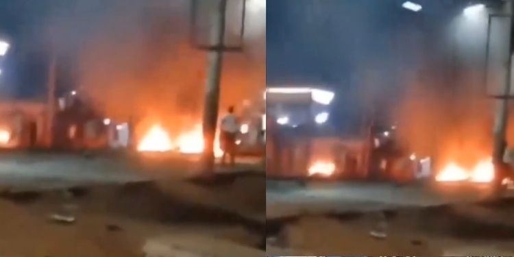 Protests erupt at Homa Bay Bus Park on Thursday night, October 8, during the reported arrest of Abdi sebo an operation by police. PHOTO/ Screengraba