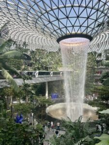 Changi Airport Waterfall that is admired globally Image/PIN