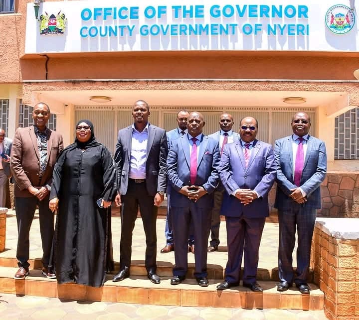 Nyeri Governor Mutahi Kahiga with the Senate Committee on ICT. PHOTO/Parliament.