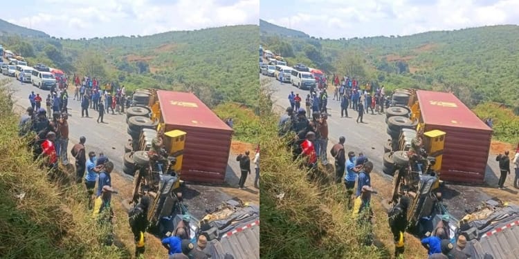 Maai Mahiu Escarpement road was closed after a lorry overturned. PHOTO/Motorist Association.