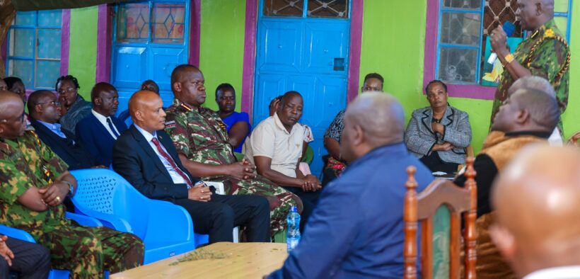 IG Kanja led his senior police officers to the home of AIG Kamau Image/NPS