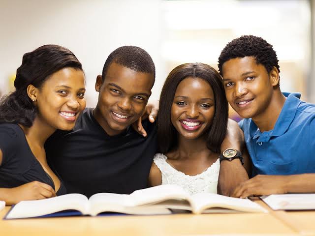 People reading for illustration purposes. PHOTO/Pixels