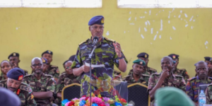 General Kahariri during a visit to KDF soldiers
