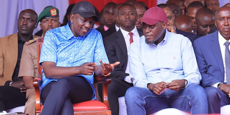 Governor Sakaja pictured with President Ruto during the NYOTA disbursement ceremony at Kasarani Sports Centre Image/Sakaja/X