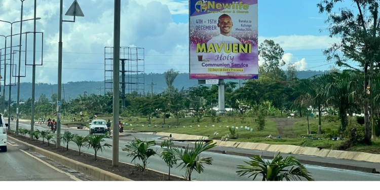 KeNHA Orders Immediate Removal of Billboards on James Gichuru–JKIA Road