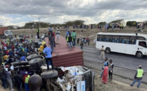 Tragedy struck along the Nairobi–Nakuru Highway on Monday afternoon, January 19, when a trailer lost control and collided head-on with a 14-seater matatu