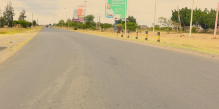 KeNHA has announced plans to remove roadside structures along the James Gichuru Road–Jomo Kenyatta International Airport corridor. PHOTO/ My Gov.