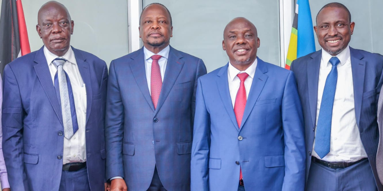 The nationwide strike by sugar factory workers has been called off following high-level crisis talks held today at Kilimo House between the Government and the KUSPAW