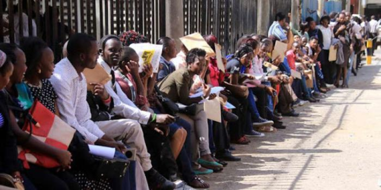 Job seekers wait to hand in their documents at County Hall, Nairobi, on May 26, 2017. File | Nation Media Group