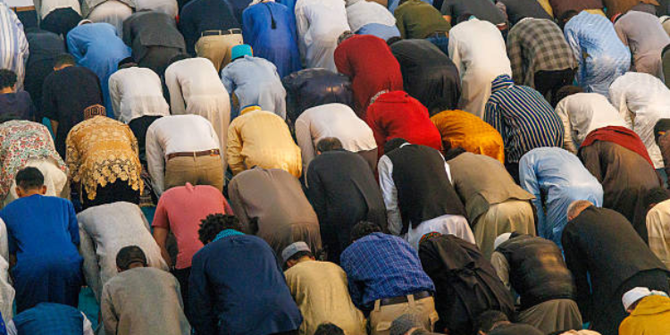 Muslims during the evening prayer at the mosque PHOTO/Getty Images