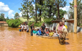 Children and women being rescued from flooded area in Kenya. PHOTO/ Human Rights Watch