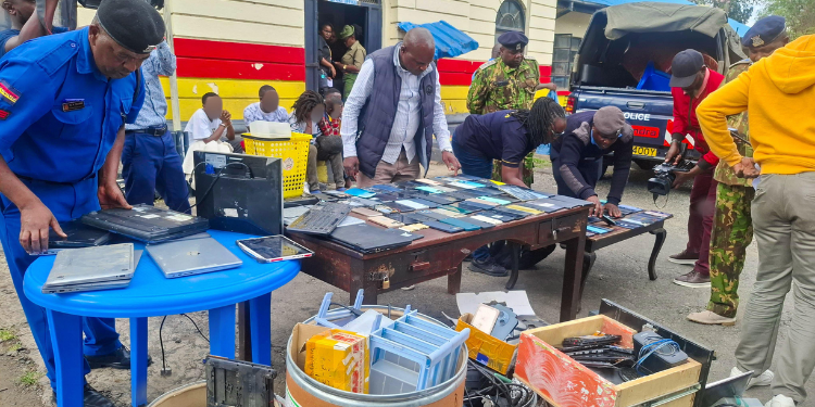 police officers in Nakuru County yesterday conducted an intelligence-led operation at Shoppers Paradise and in the Sokoni area of Kaptembwa.