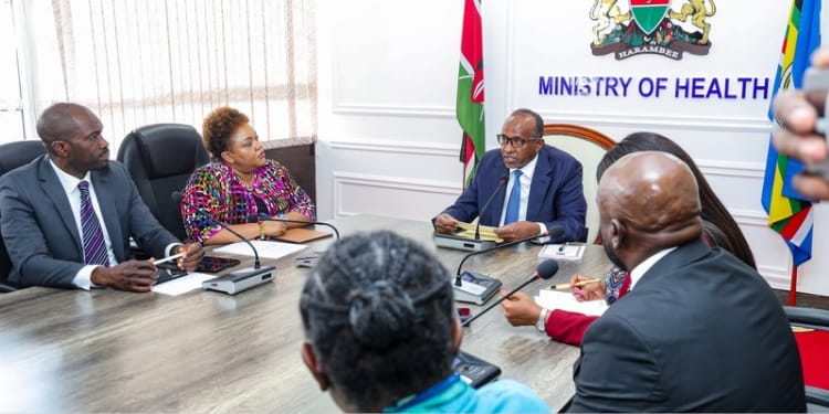 CS health Aden Duale in a meeting with National Cancer Institute