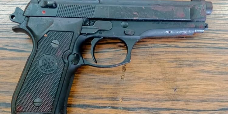 The firearm that was retrieved from the suapects who were arrested.