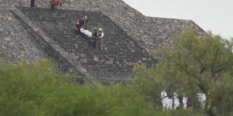 A Canadian woman has been killed and at least 13 others injured after gunman opened fire at Mexico's Teotihuacan pyramids on April 20,2026PHOTO/AP