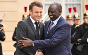 French President Emmanuel Macron shakes hands with Kenya’s President William Ruto, prior to a meeting at the Elysee Presidential Palace in Paris, on January 24, 2023. PHOTO/ Emmanuel DUNAND / AFP