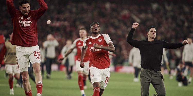 Ruto Pays Emotional Tribute to Arsenal After Winning EPL Title After 22 Years
