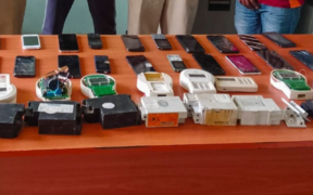 Dandora Phase III raid that by police that uncovered stolen phones and Kenya Power meters. PHOTO/ NPS X