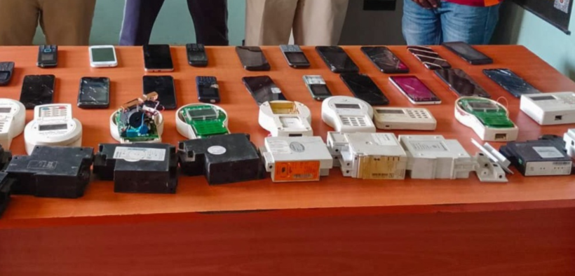 Dandora Phase III raid that by police that uncovered stolen phones and Kenya Power meters. PHOTO/ NPS X