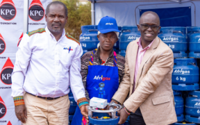 KPC Managing Director and Foundation Chair, Pius Mwendwa, KPC Foundation Manager Rachel Gathoni in Mukuru Viwandani as Kenya Pipeline Company PLC (KPC PLC) Foundation expands its Clean Energy Transition Programme focusing on poor households in the area by providing them with clean cooking solutions. PHOTO/ File