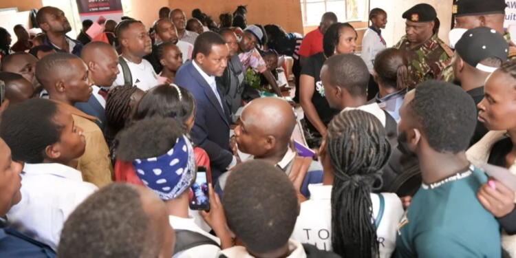 A photo showing kenyans coming back from gulf . Photo/ file
