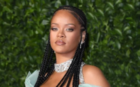 Rihanna Fenty PHOTO/Rihanna