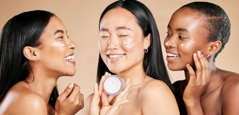 Ladies in skincare PHOTO/SELF Magazine