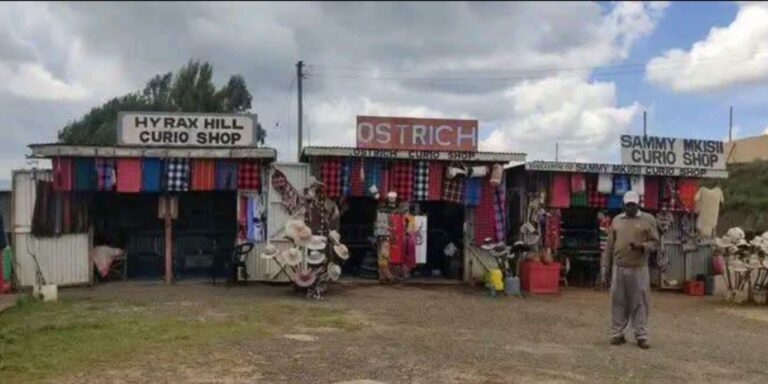 View Point shops along Nairobi-Nakuru highway face demolition.PHOTO/ Samuel Mwangi FB.