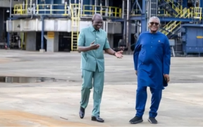 Aliko Dangote and William Ruto in his oil refinery in Nigeria PHOTO/SG