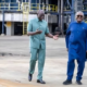 Aliko Dangote and William Ruto in his oil refinery in Nigeria PHOTO/SG