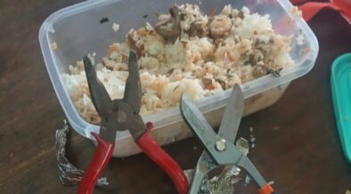 A photo of the pliers allegedly hidden inside a plate of rice brought to Ruai Police Station.PHOTO/DCI